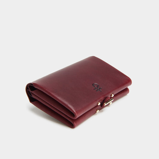 IRIS in Burgundy