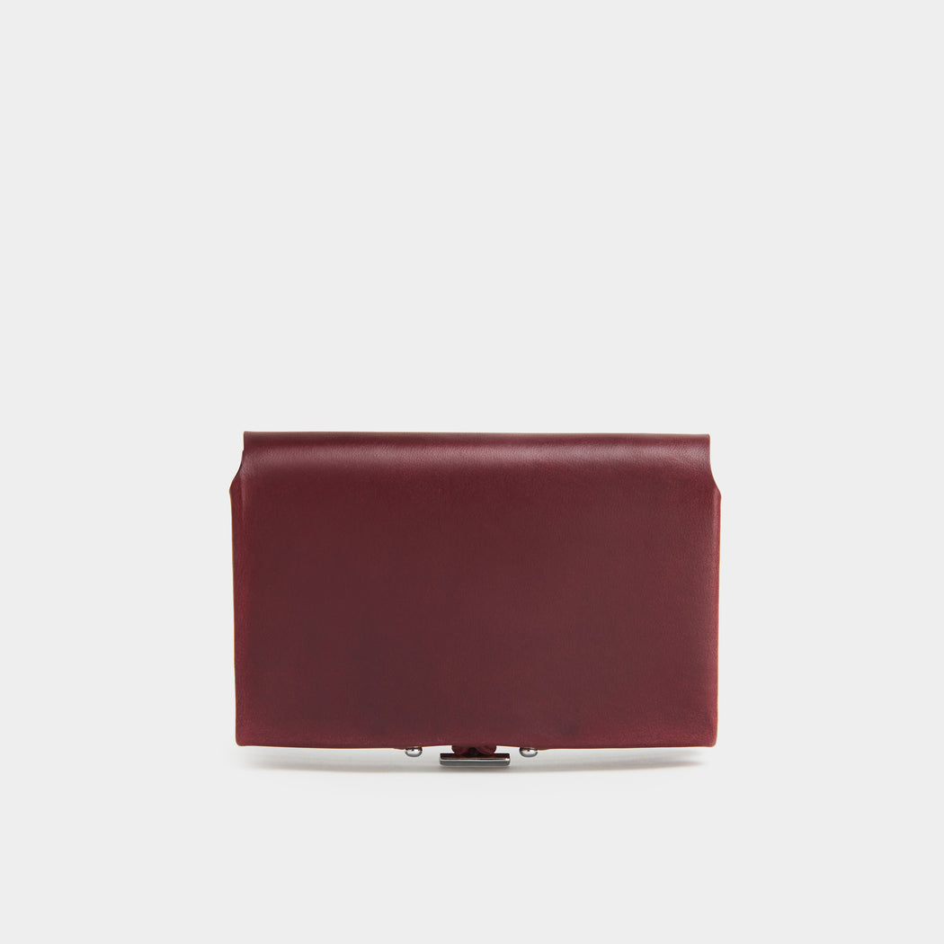 IRIS in Burgundy